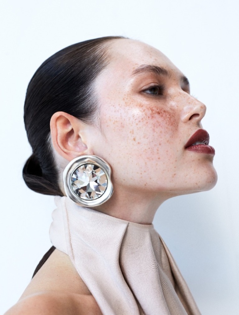 Glass Beauty – featured image