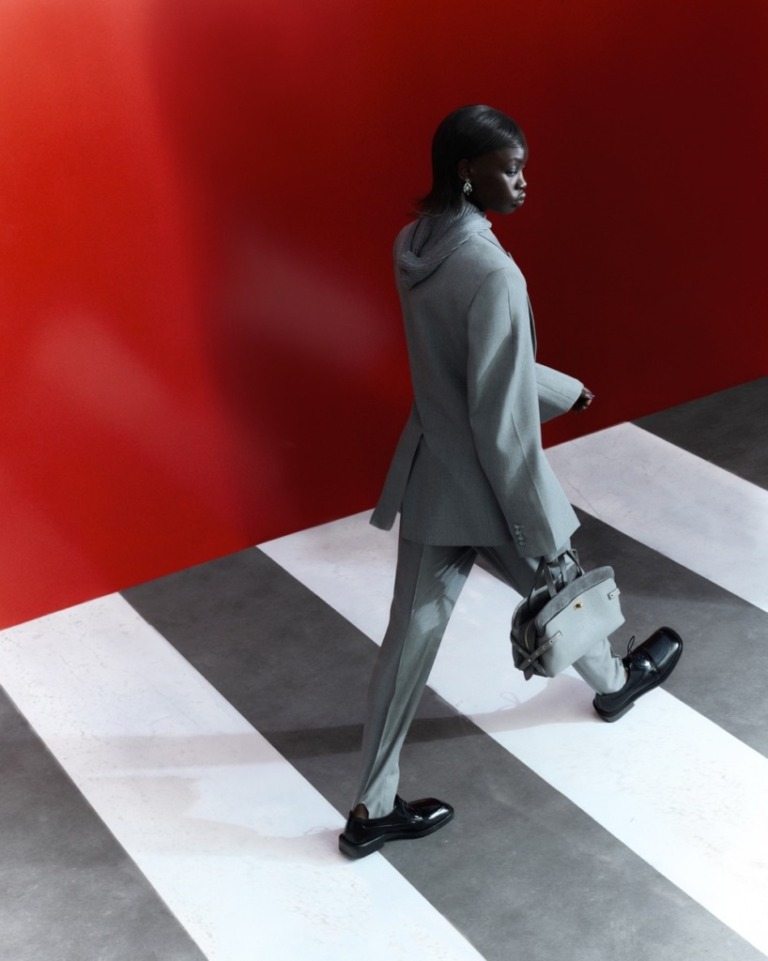 Fashion Stylist – featured image