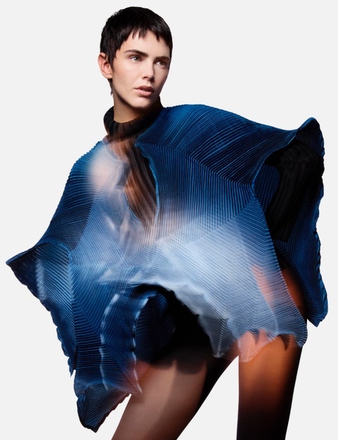 Issey Miyake  – featured image