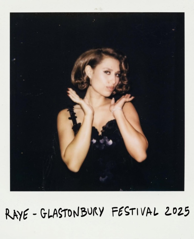 Raye - Glastonbury 2025 – featured image